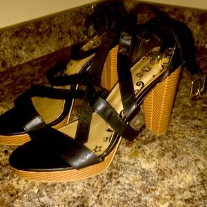 Black platform High heels